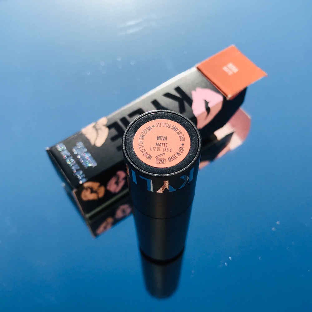 NOVA Kylie Cosmetics Matte Lipstick - Picture 2 of 10